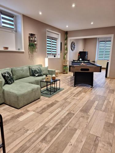 Conde-sur-Noireau Apartment | La VIDA