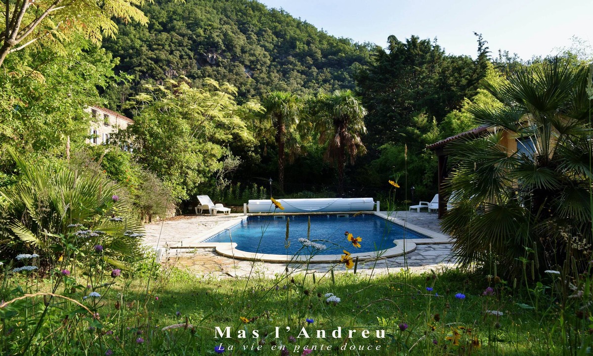 Corsavy House | La Vie en Pente Douce - Gîte Guillaume de Gausselme * - with swimming pool spa sauna