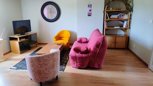 Courpiere Apartment | La vie en rose