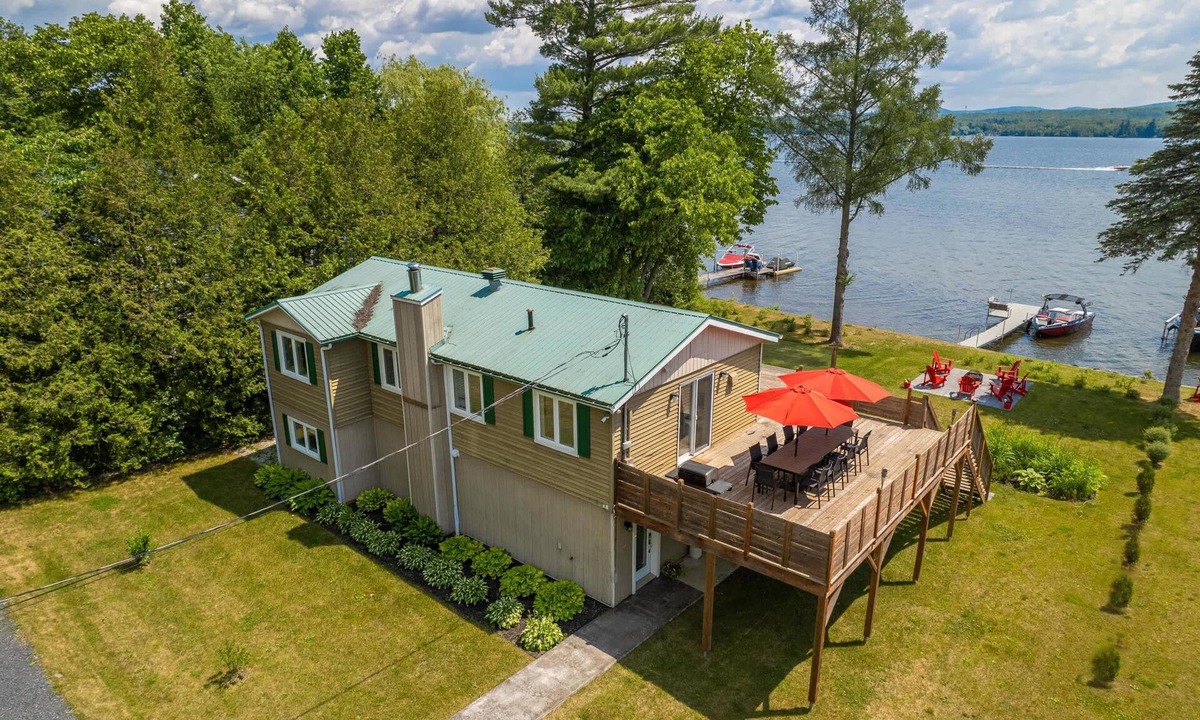 Deauville Ski Chalet | La vie O-Lac Magog