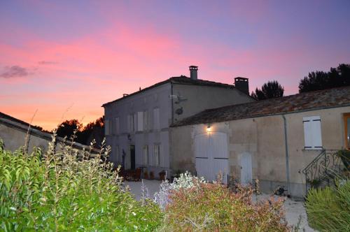 Le Tatre Bed & Breakfast | La Vieille Distillerie