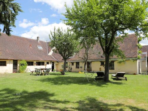 Saint-Jean-de-Rebervilliers Bed & Breakfast | La Vigne