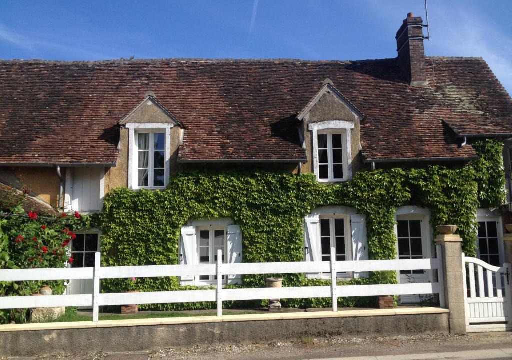 Saint-Martin-des-Champs Bed & Breakfast | La Vigne dorée