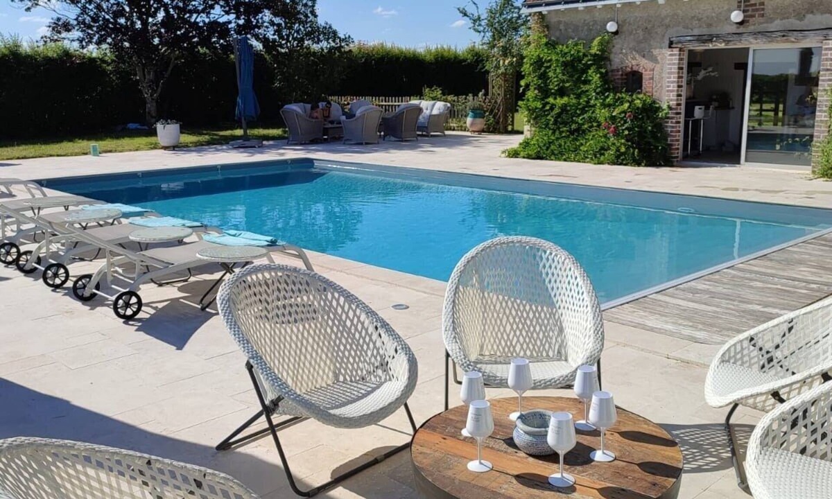 Saint-Laurent-en-Gatines Villa | La Villa du Pommelé