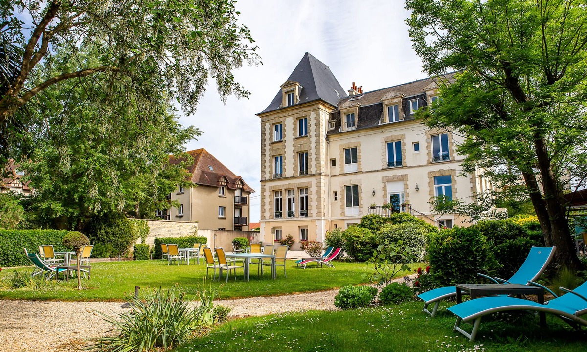 Ouistreham Hotel | La Villa Andry