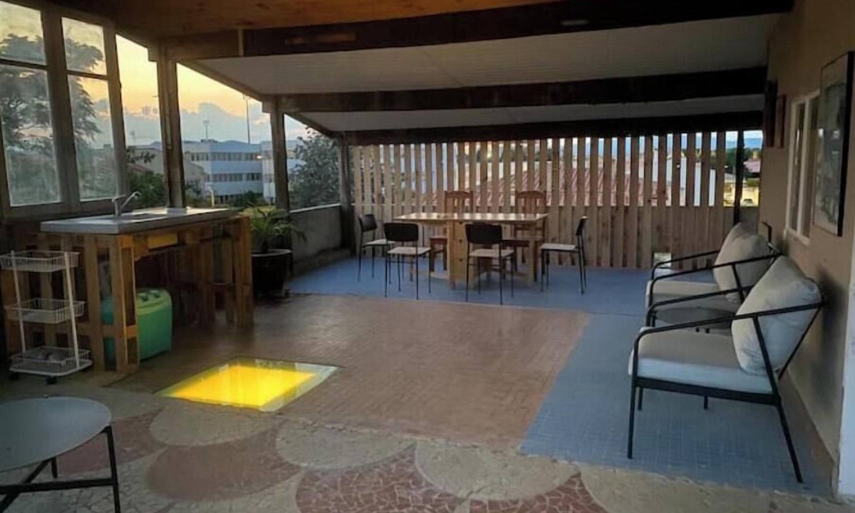 Moyen-Vernet House | La villa au palmier - 10bed, 2bath, roof terrace