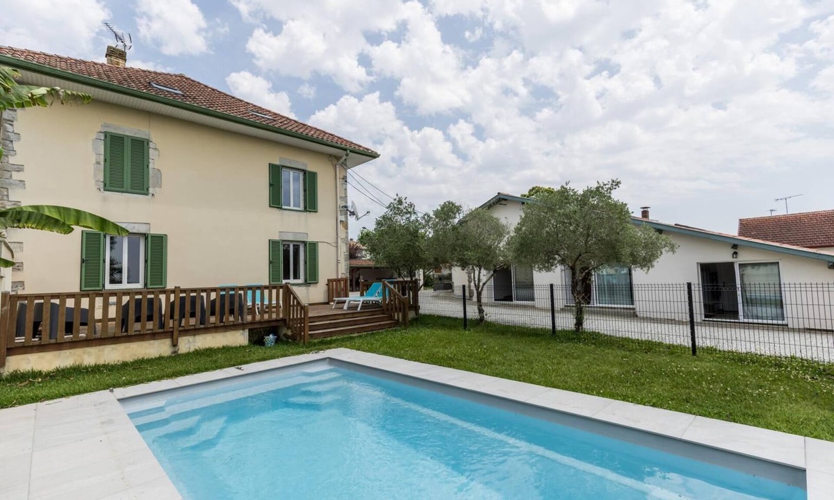 Saint-Lon-les-Mines House | La Villa de Saint Lon