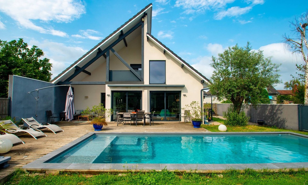 Ibos Villa | La Villa de Greenwich - Piscine & Jacuzzi