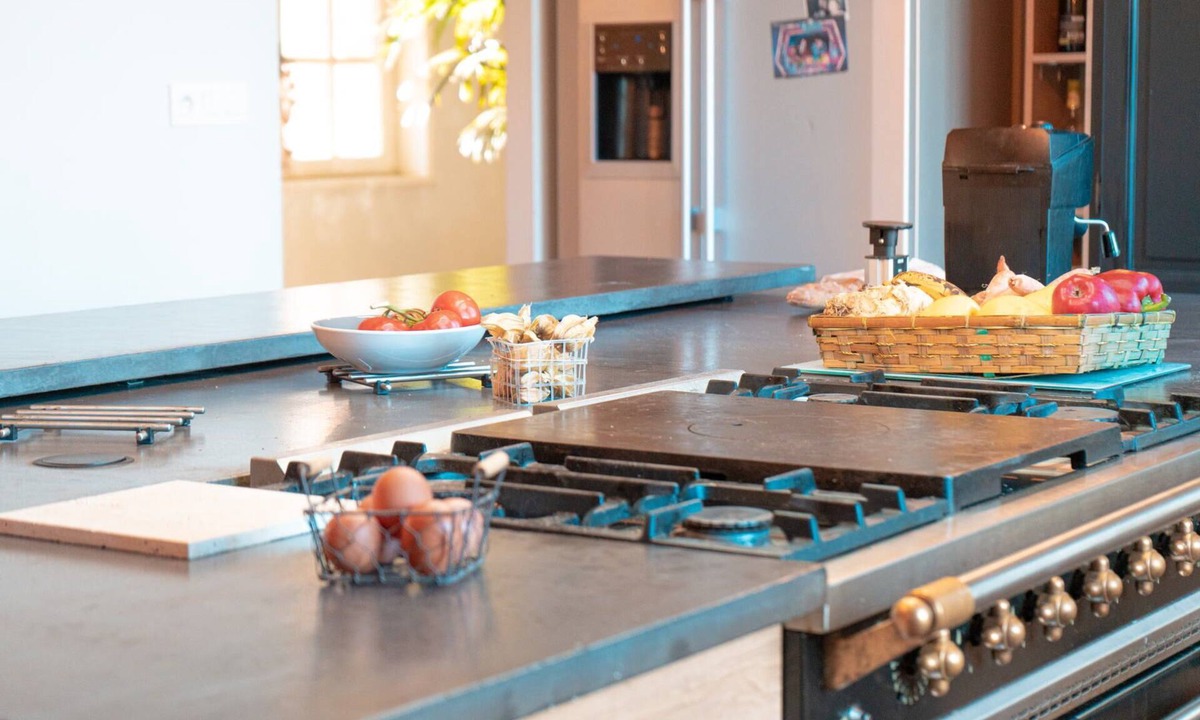 Dommartin Villa | La Villa des Gones