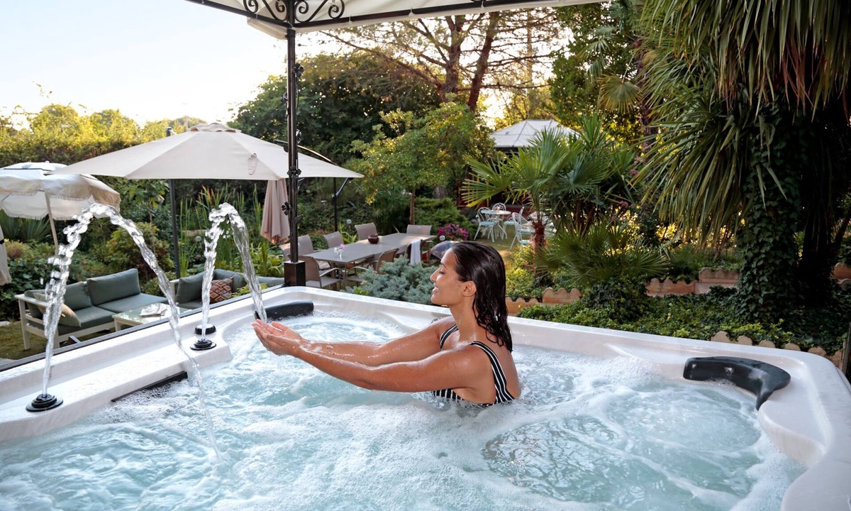 Lattes Bed & Breakfast | La Villa Des Sens