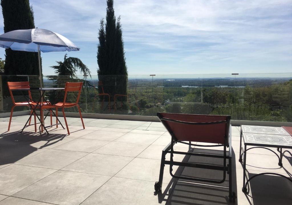 Miribel Bed & Breakfast | La Villa du Rhône