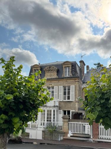 Arromanches-les-Bains House | La Villa Graziella