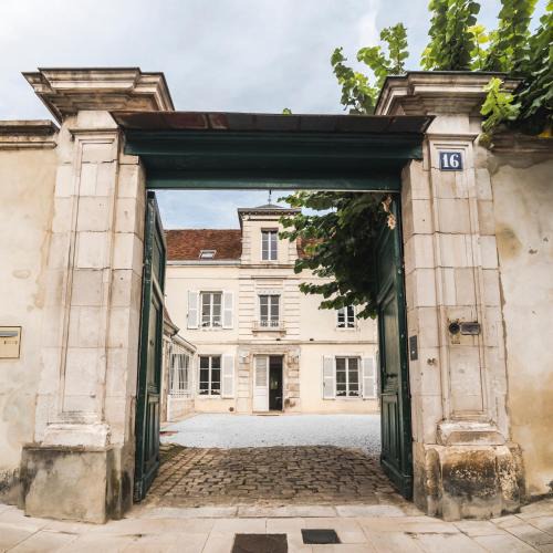 Auxerre Bed & Breakfast | La Villa Ribière