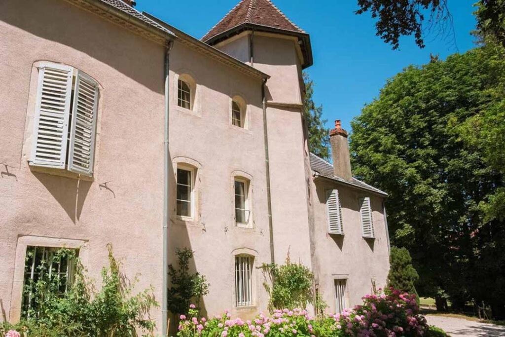 Montmirey-la-Ville House | La Villa Romaine