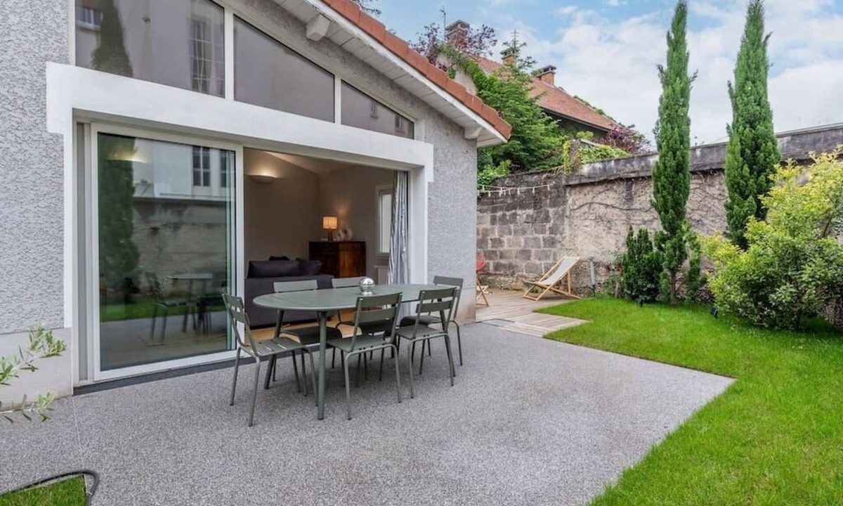 8th Arrondissement House | La Villa Sassolini Ré