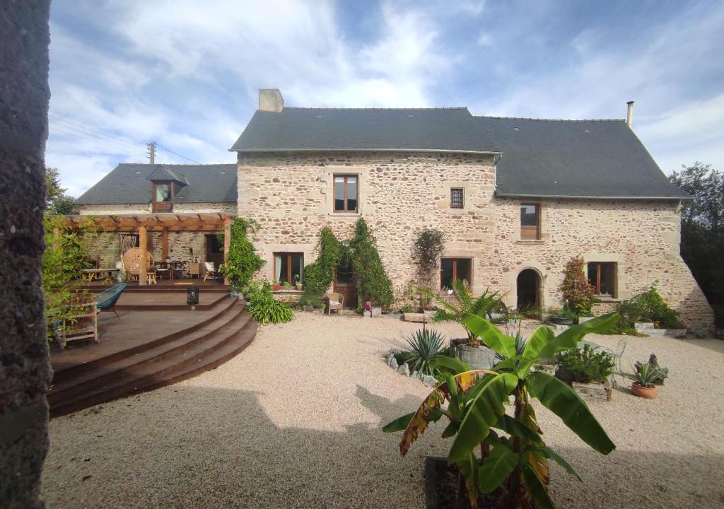 Corseul Bed & Breakfast | La Ville Es Riez Maison d'hôtes