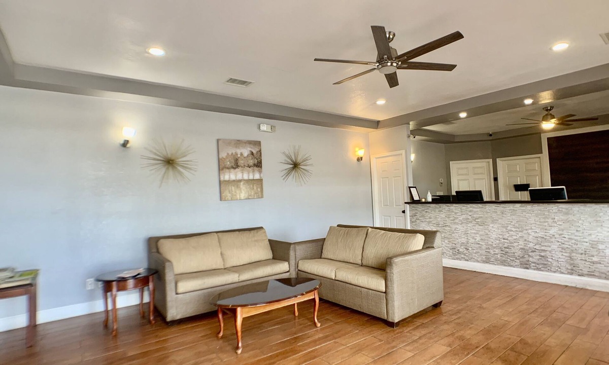 Gulf Highlands Hotel | La Vista Inn