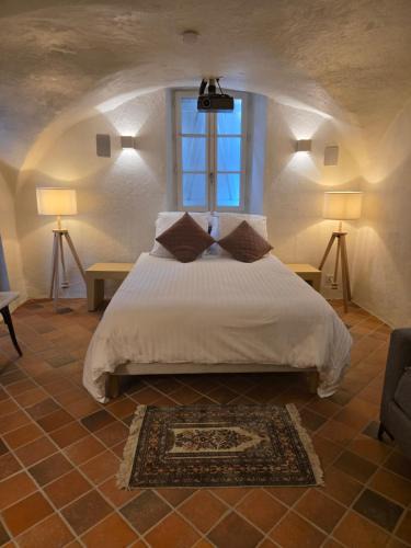 Saint-Saturnin House | La Voûte Noble