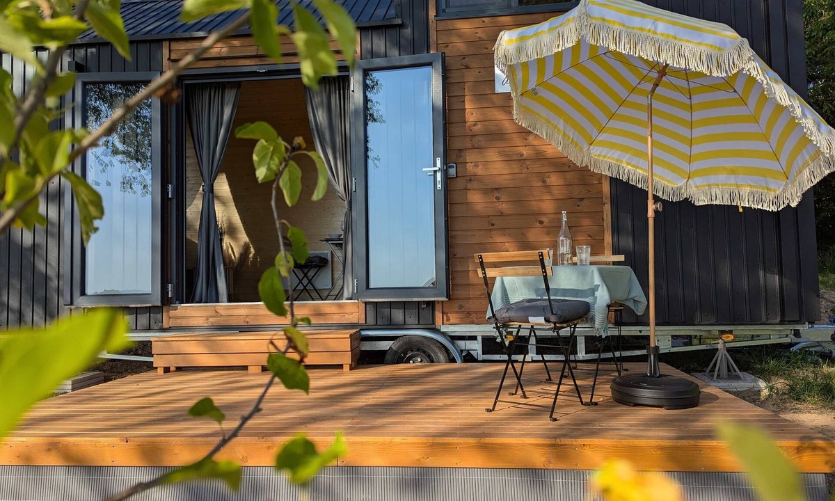 Senaillac-Latronquiere House | La Vue en Rose by Tiny Away