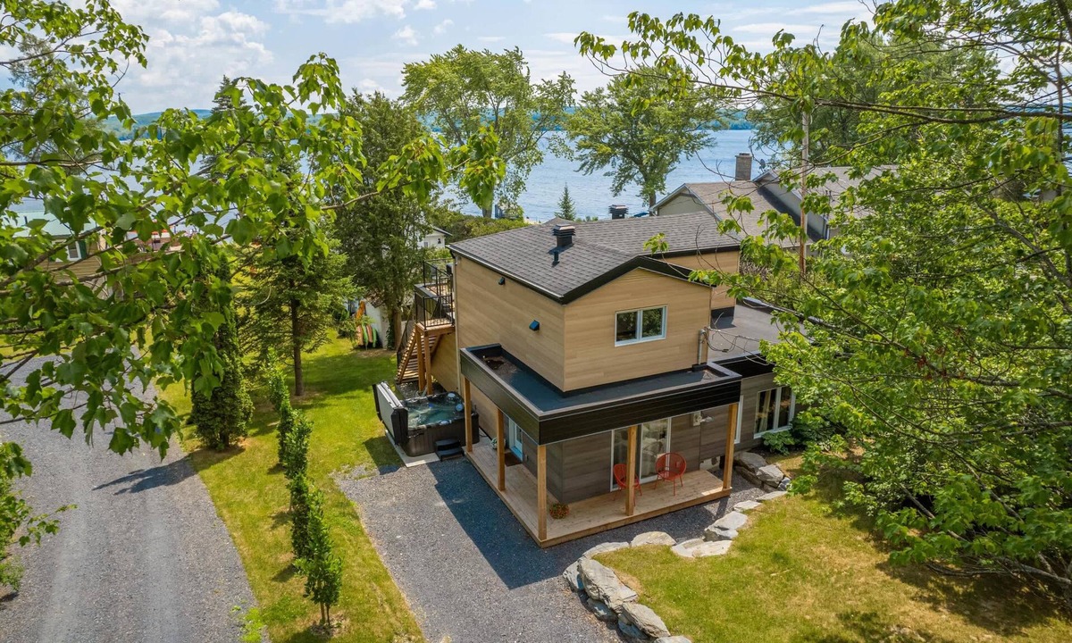 Deauville Ski Chalet | La Vue O-Lac Magog