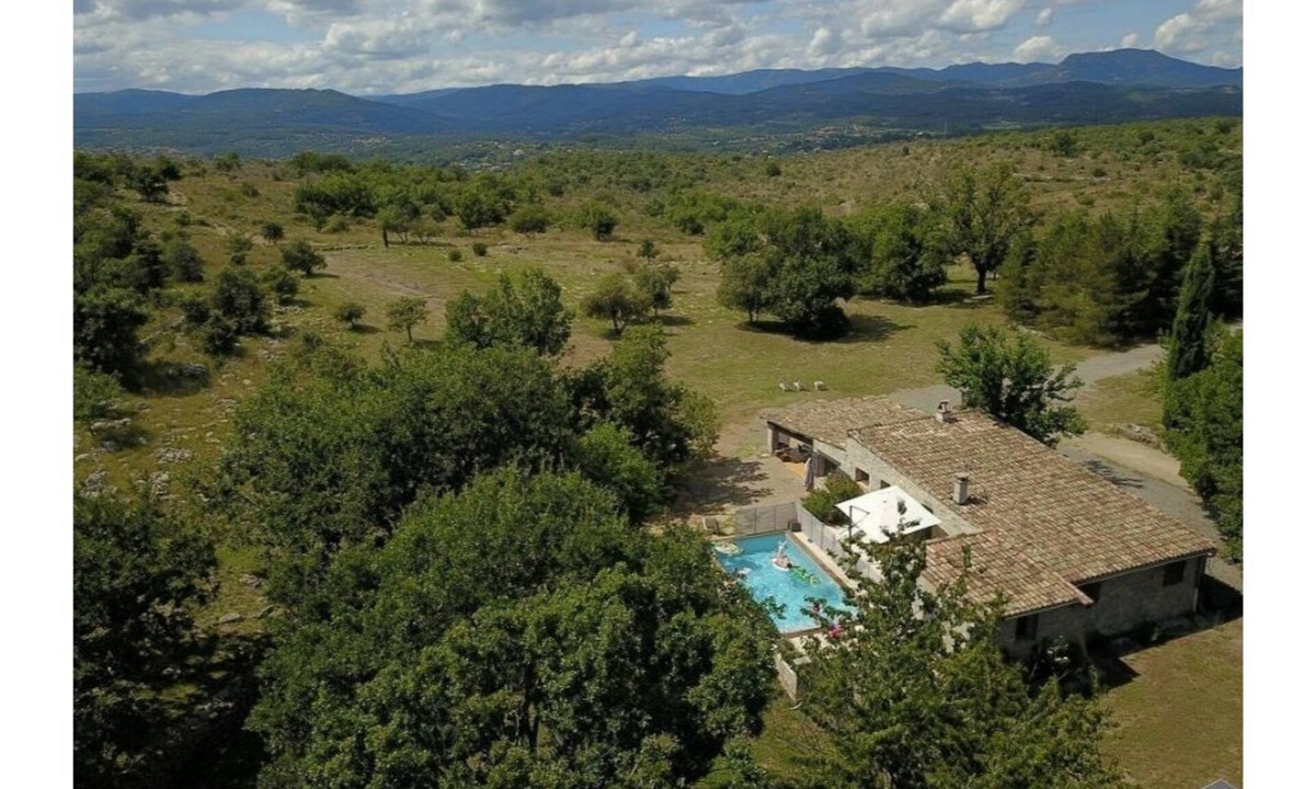 Rosieres House | Labeaume L'orée du bois, surrounded by nature, exceptional location,private pool