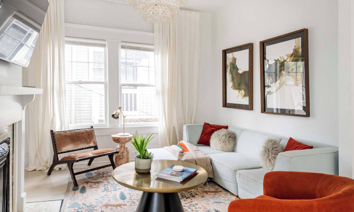 Inman Park Apartment | Lace and Leather