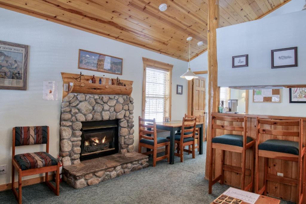Leadville House | Lackawanna 1D