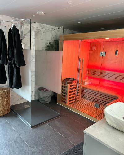 Vicq House | Ladetentethailan