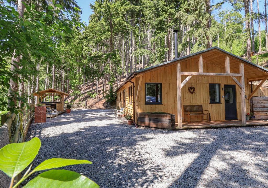 Ruthin House | Lady Bagots Cabin