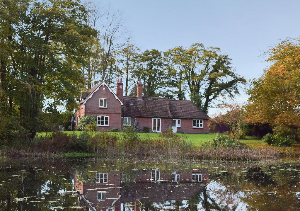 Pensax House | Ladys Field House