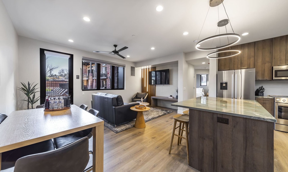 Zion National Park South Entrance Villa | LaFave-Luxury Villa at Zion: Cathedral Mountain