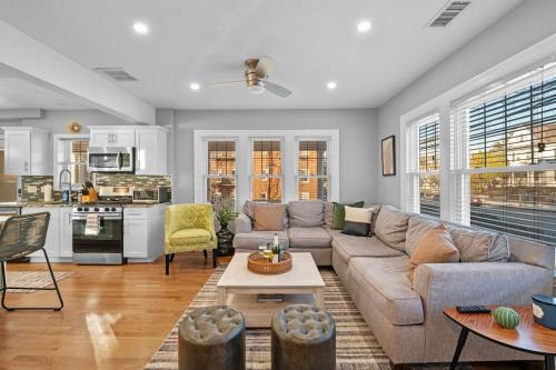 Salem House | Lafayette