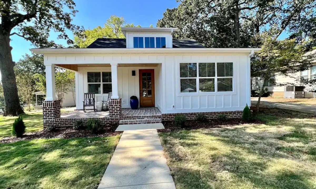 North Florence House | Lagniappe in Florencenn