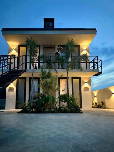 Mendoyo Apartment | Lagoon Ocean View
