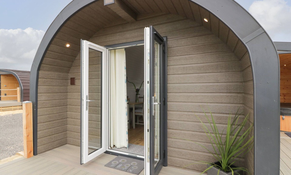 Lochmaben Cottage | Laird Lodge 3