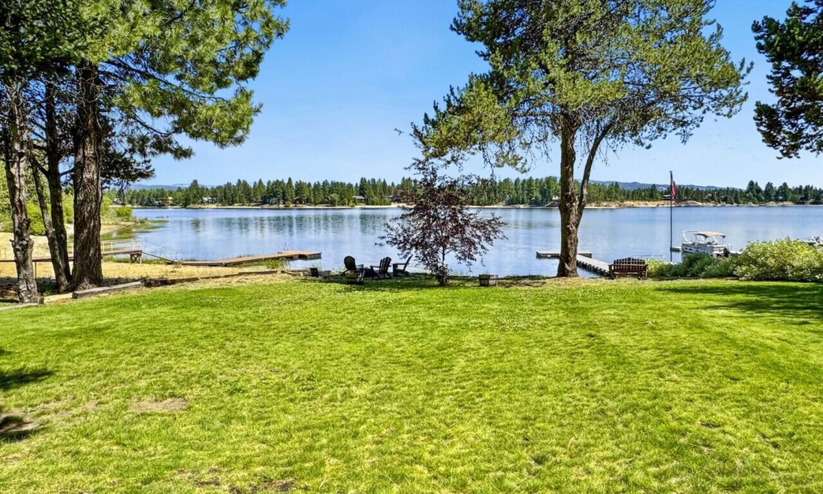 Donnelly Cabin | Lake Access on Cascade Lake
