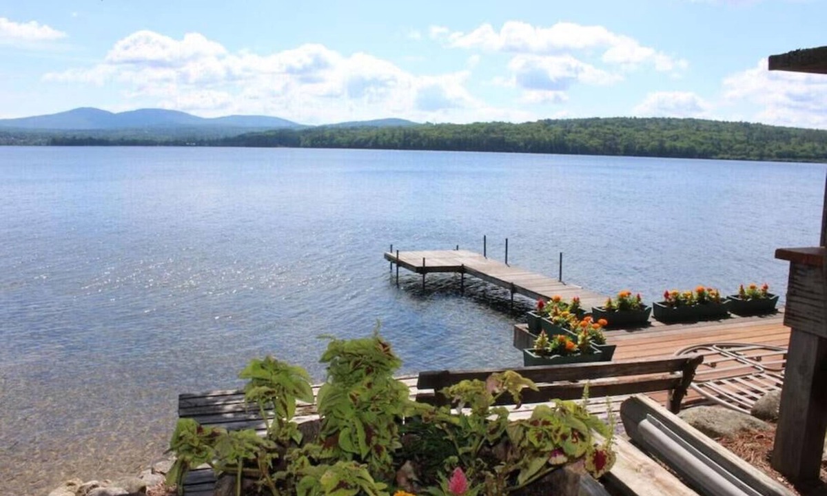 Laconia Cottage | Lake and Mountain views!