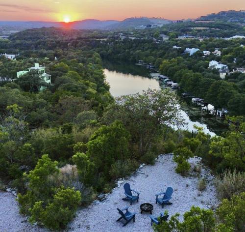 Renaissance Park House | Lake Austin Overlook