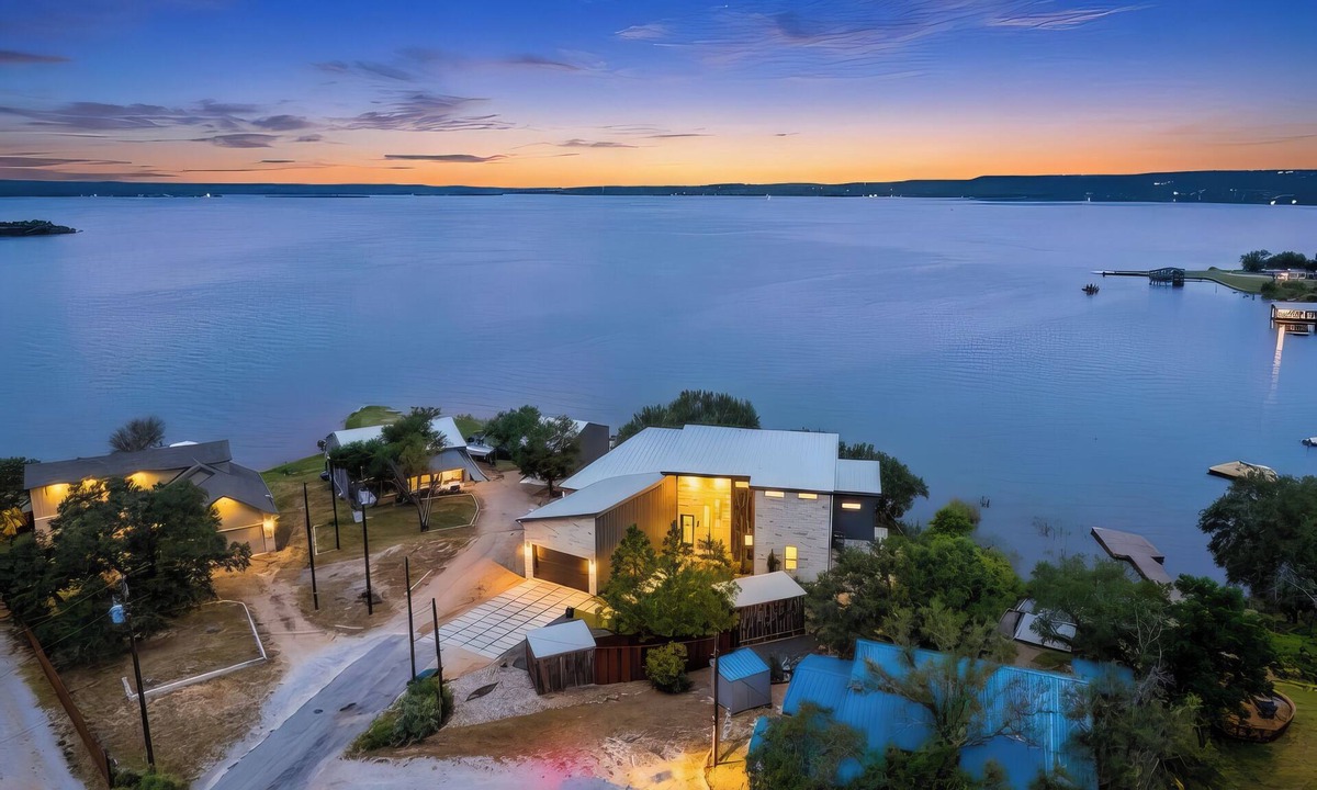 Burnet House | Lake Buchanan Pool, Hot Tub & Lake Access
