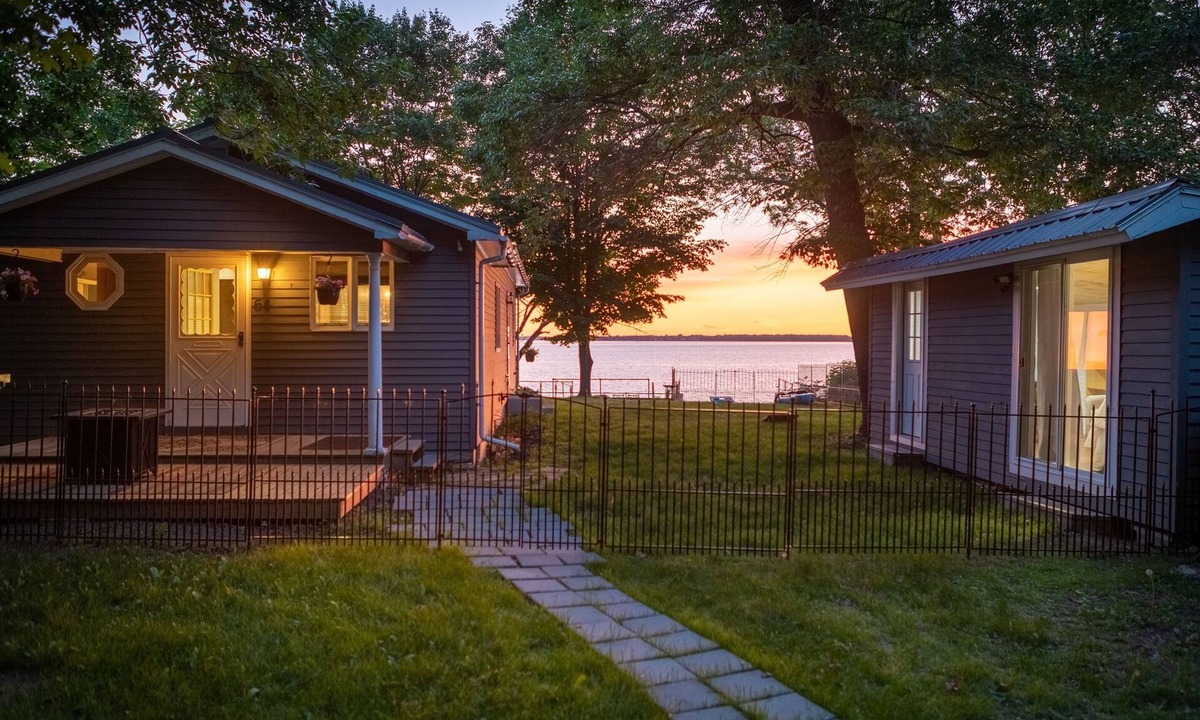 Swanton Cottage | Lake Champlain Cottage - Private with Amazing Sunsets on Maquam Bay