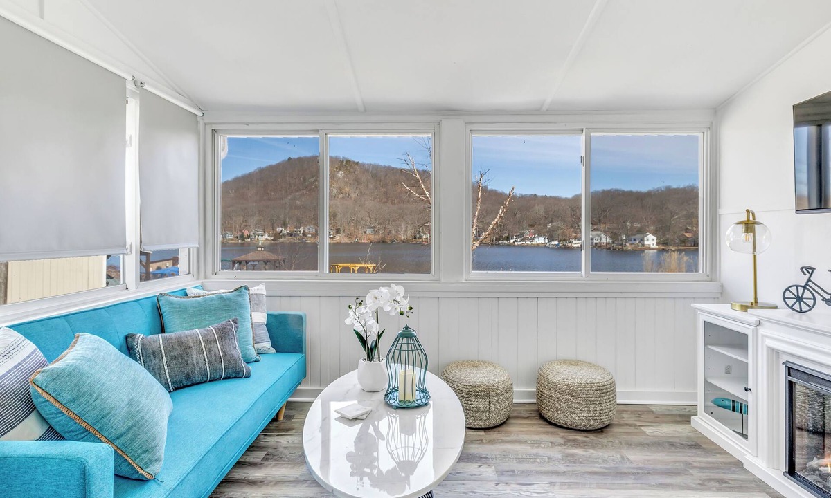 Portland Cottage | Lake Cottage Getaway