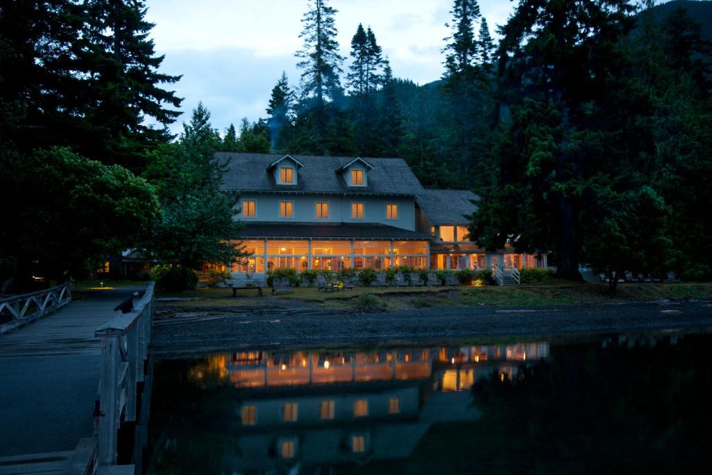 Port Angeles Cabin | Lake Crescent Lodge