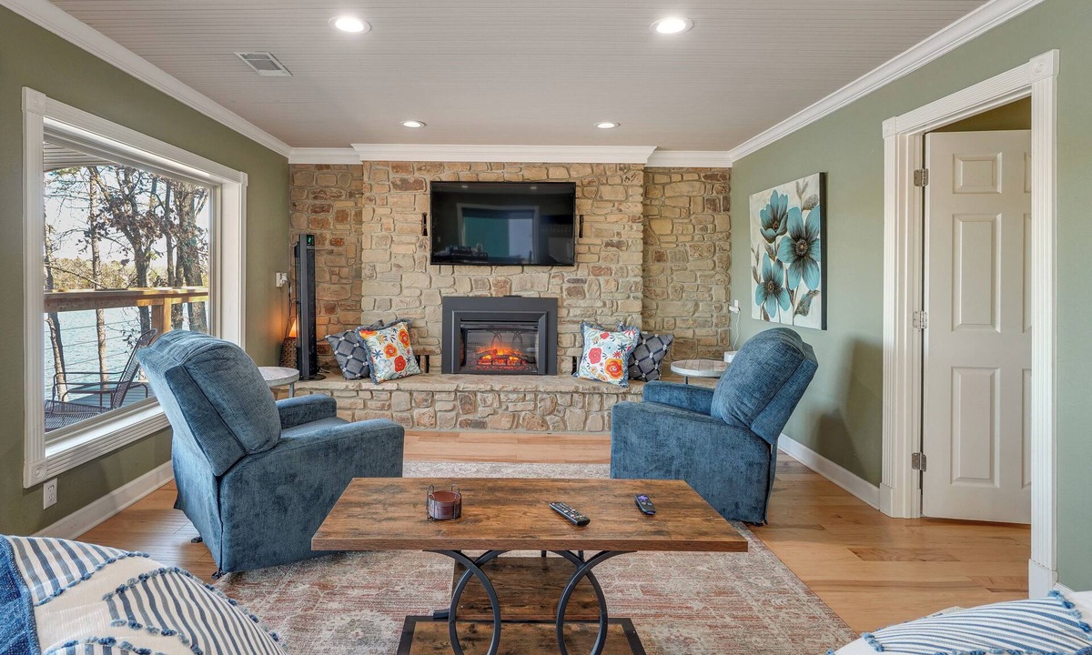 Scranton House | Lake Dardanelle Home w/Dock! Fish On-Site