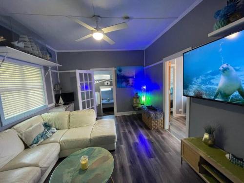 Belmont House | Lake Escape