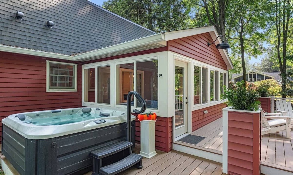 Glenn House | Lake Escape - Hot Tub, Grill & Firepit Fun
