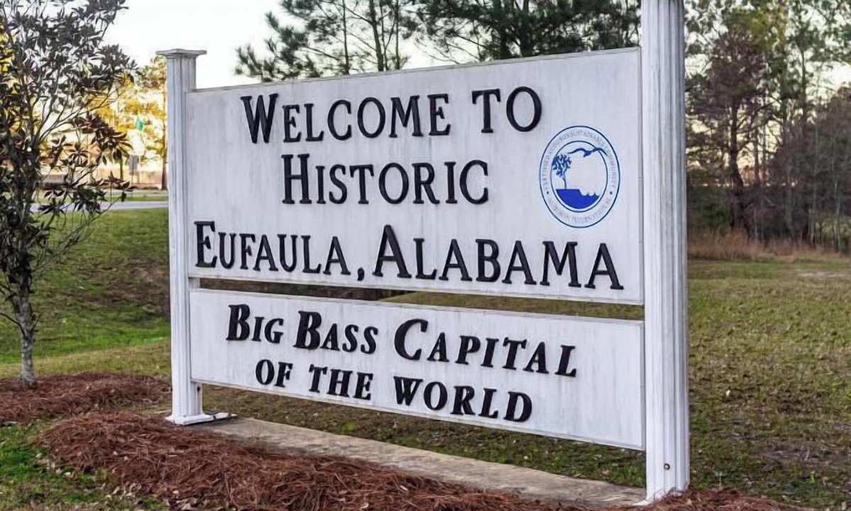 Eufaula House | Lake Eufaula Alabama family, fishing and fun! Tournament fisherman welcome!