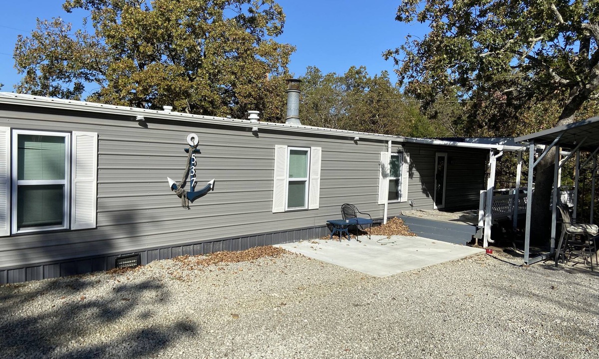 Canadian House | Lake Eufaula, OK - Neighborhood Boat ramp, Pet Friendly