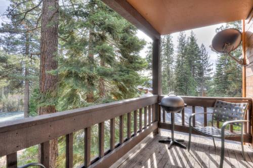 Dollar Point House | Lake Forest Villa Patio w BBQ