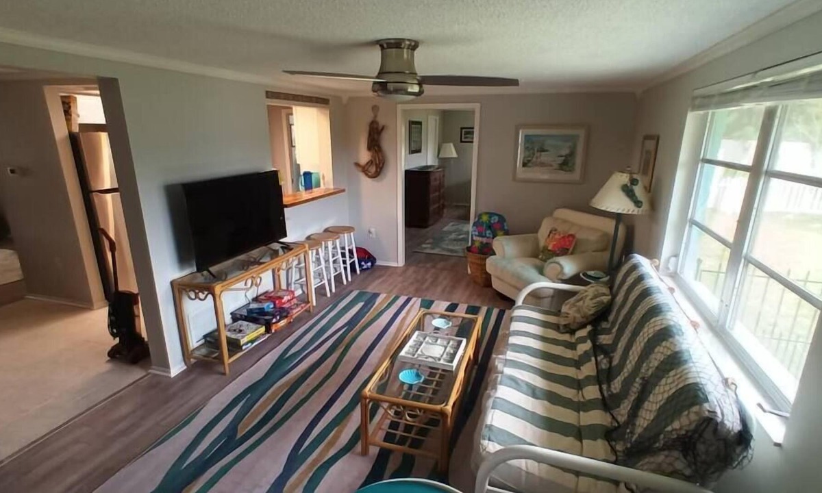 Venice Gardens House | Lake Front Beach Get-A-Way!