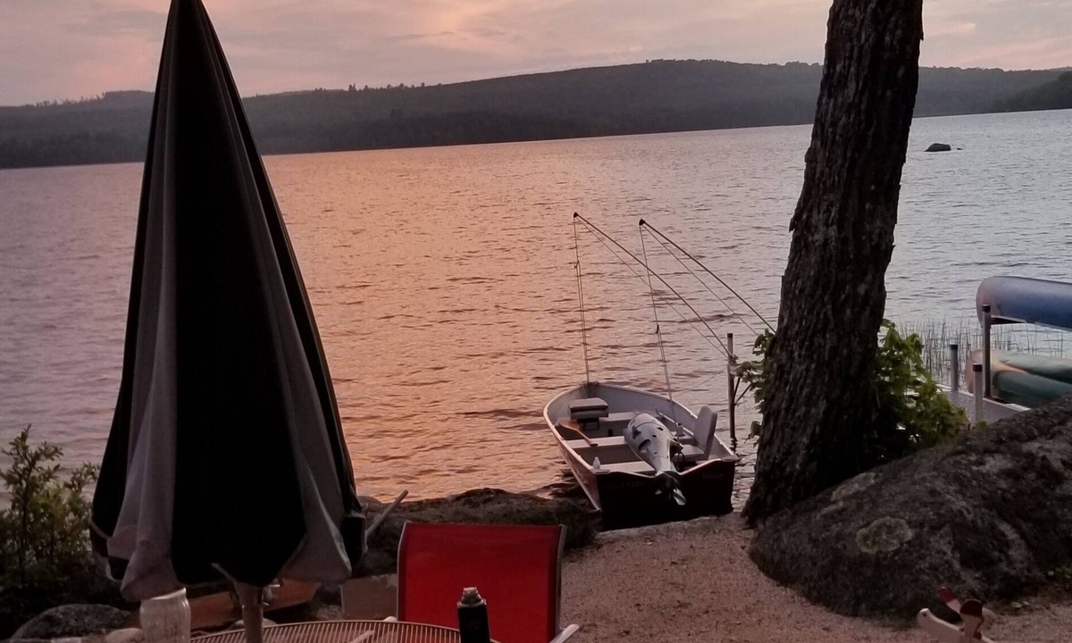 Burlington Cabin | Lake front Cabin cir 1893